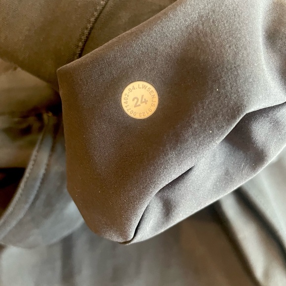 Lululemon City Sleek Wide-Leg High Rise 7/8 Length Pant 24 - Picture 8 of 8